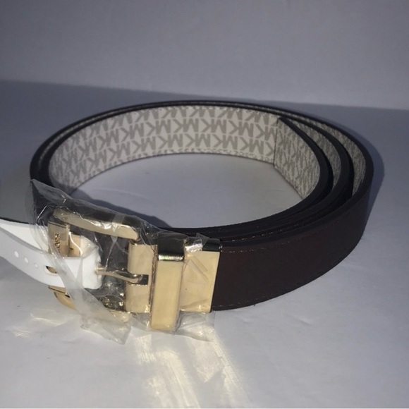 Michael Kors Twist Reversible Women Belt Brown & Vanilla MK Signature.Size Large - Picture 1 of 11